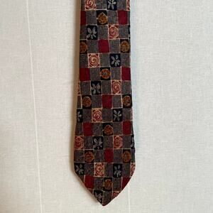 Vintage Countess Mara 100% Silk Tie - Gorgeous Design